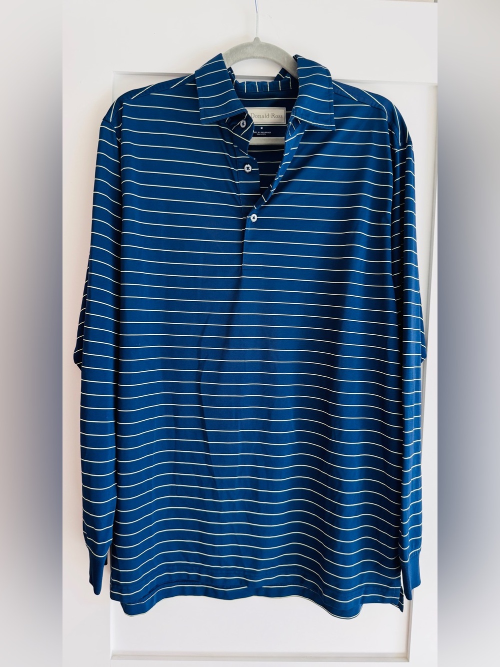 Donald Ross Men’s Blue Striped Polo Shirt size Medium- large like new